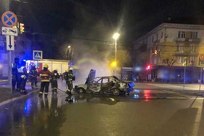 Россиянин заживо сгорел в машине после попытки водителя сбежать от полиции